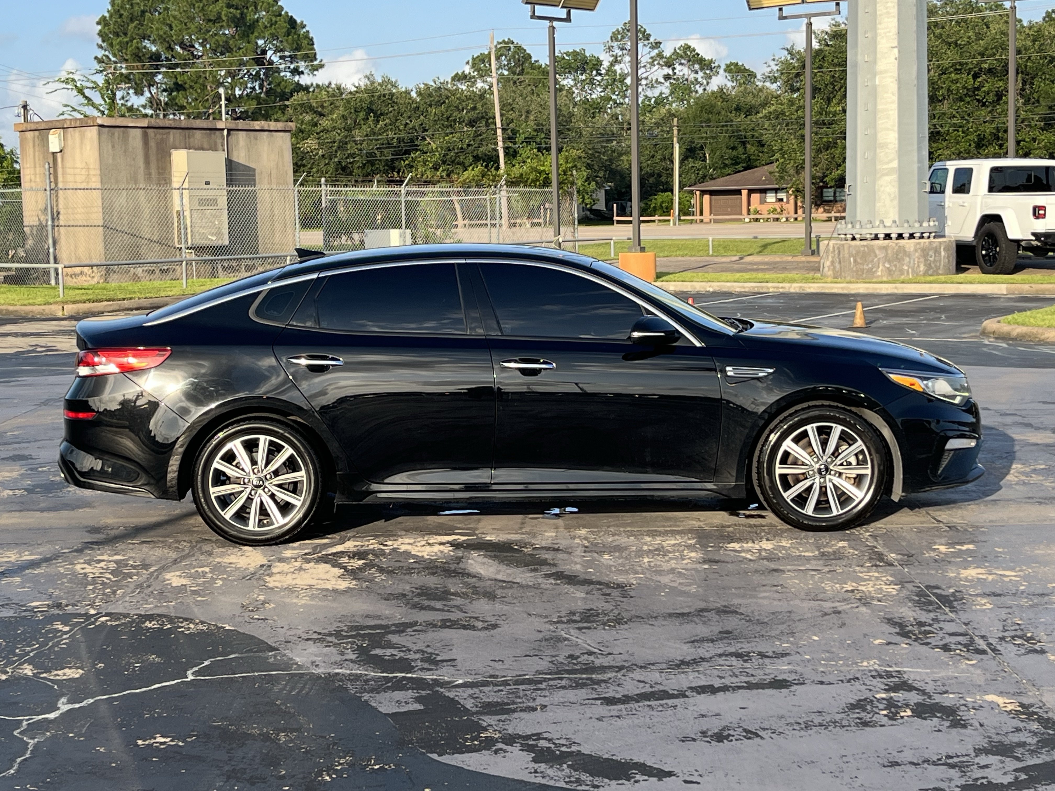 Used 2019 Kia Optima EX FWD image 10