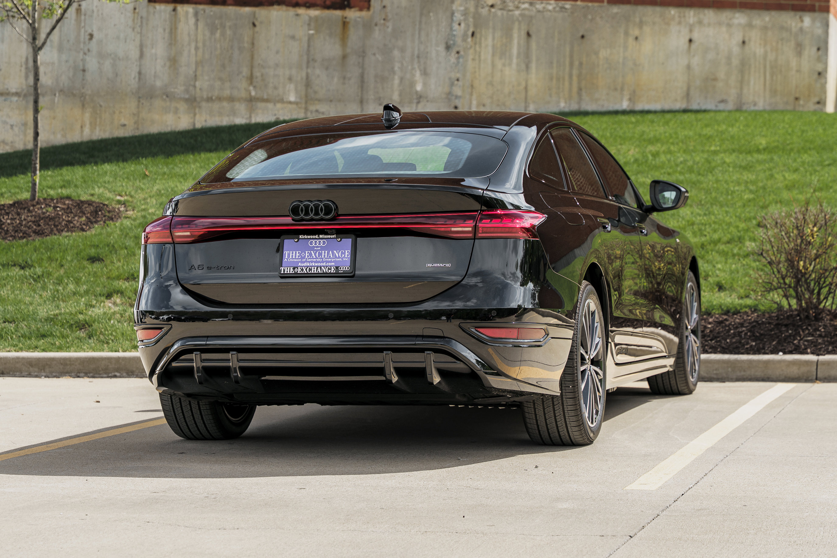 New 2027 Audi A6 e-tron Premium Plus image 4