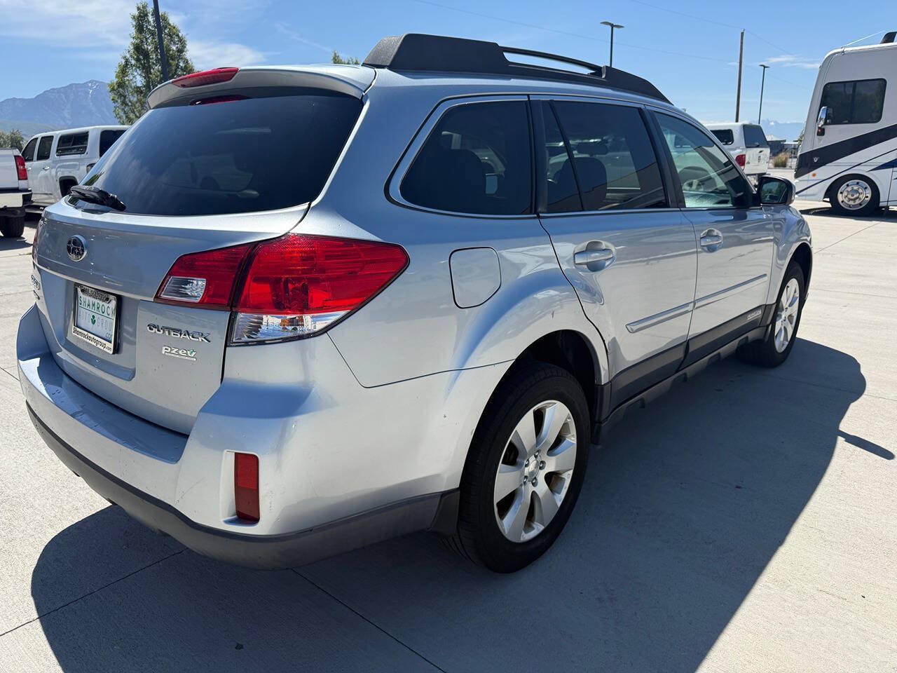 Used 2012 Subaru Outback 2.5i Premium AWD/4WD image 3
