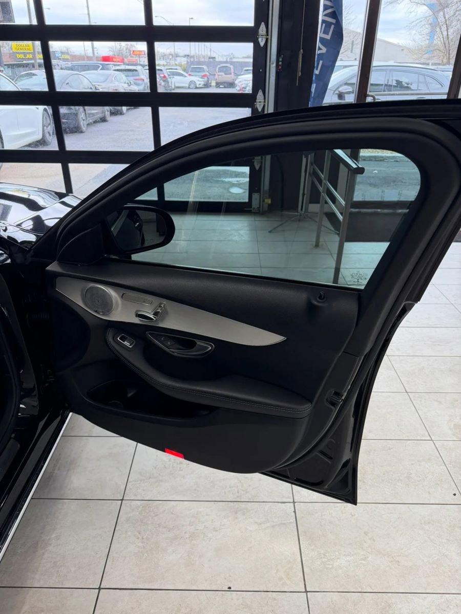 Used 2018 Mercedes-Benz C 300 Sedan w/ Multimedia Package image 18