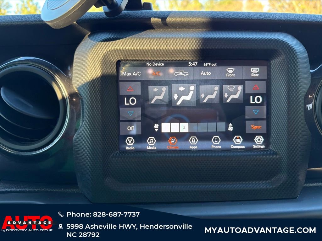 Used 2022 Jeep Gladiator Sport image 16