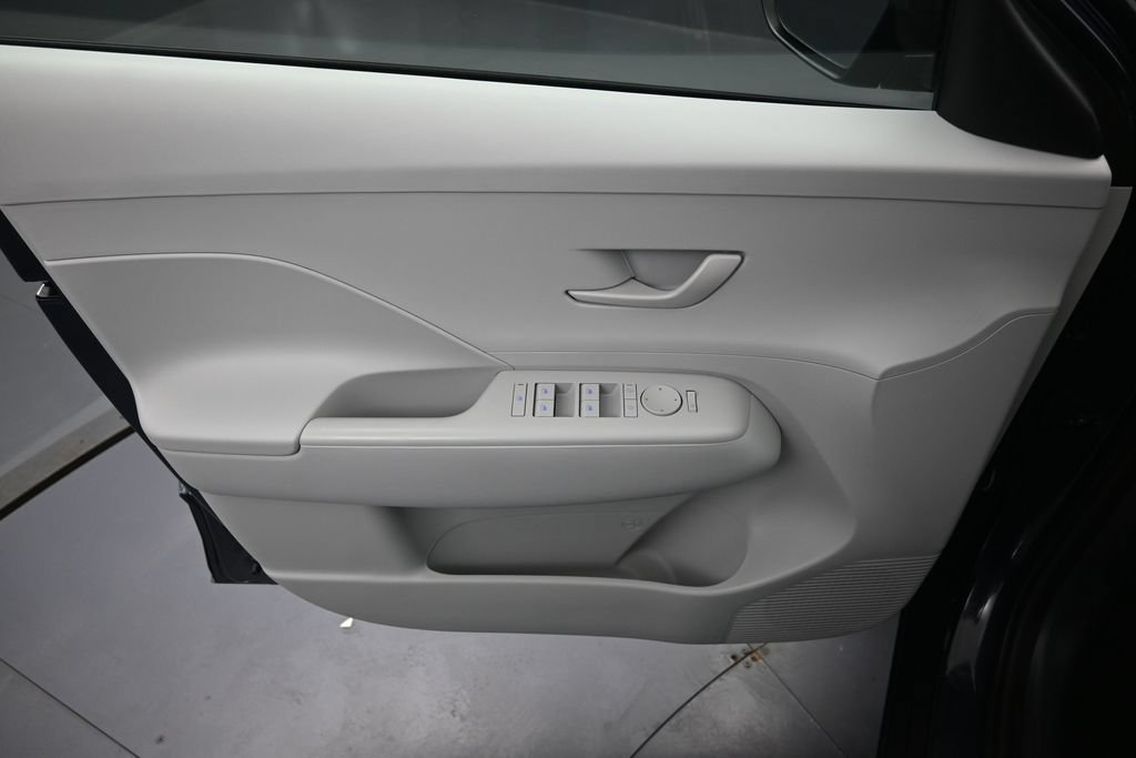 Used 2026 Hyundai Kona SEL Sport AWD/4WD image 25