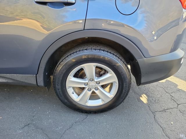 Used 2014 Toyota RAV4 XLE image 22
