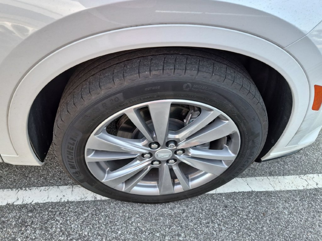 Certified 2025 Cadillac XT6 Premium Luxury w/ LPO, Floor Liner Package AWD/4WD image 48