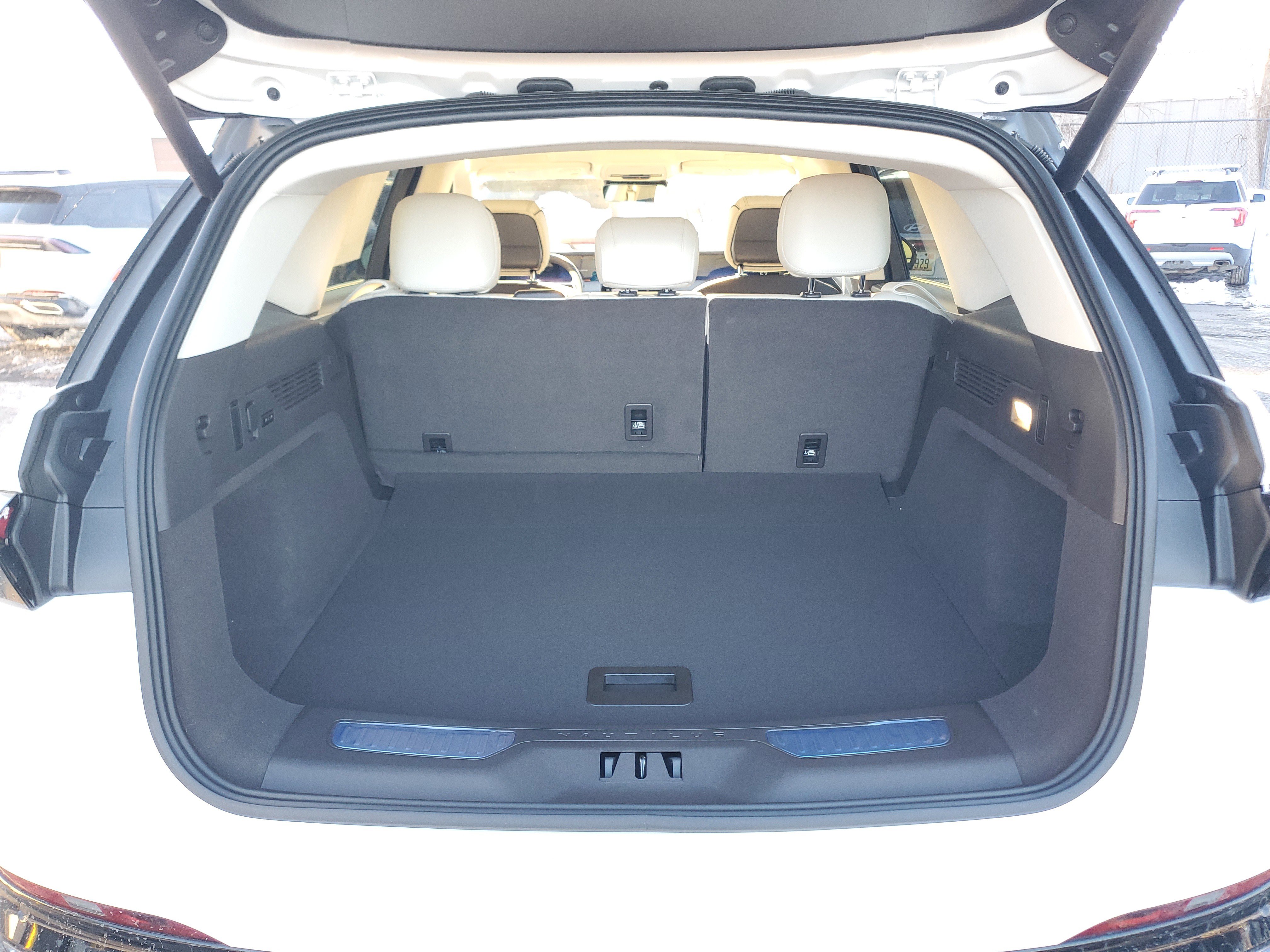 New 2026 Lincoln Nautilus Black Label AWD/4WD image 32