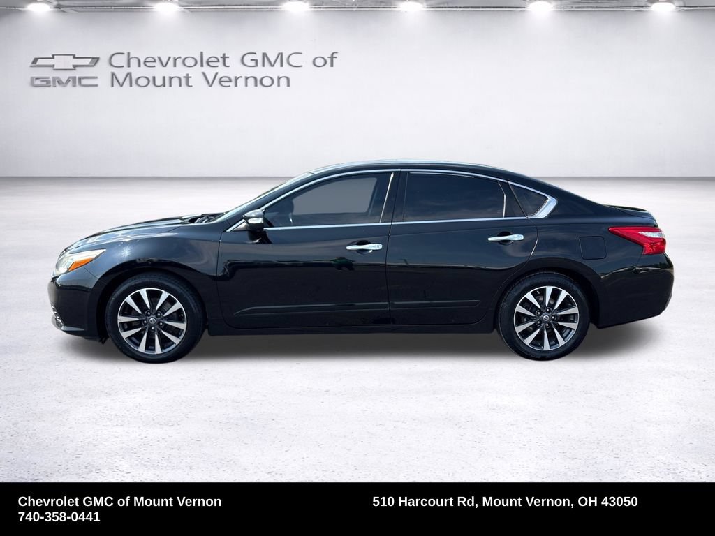 Used 2016 Nissan Altima 2.5 SL w/ 2.5 Technology w/LED Package FWD image 2