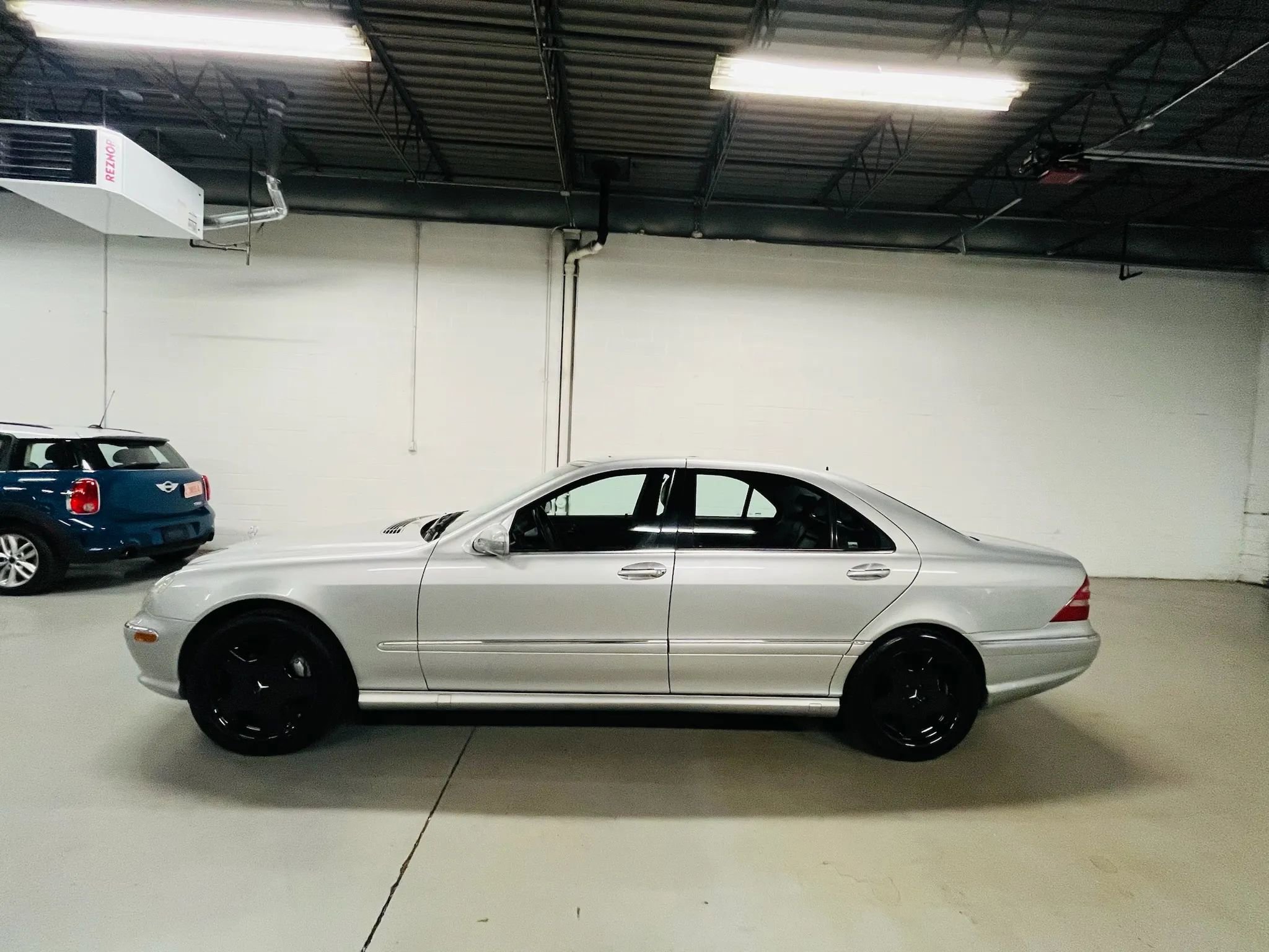 Used 2000 Mercedes-Benz S 500 image 5