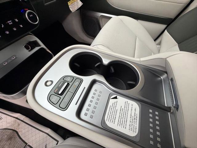 New 2026 Hyundai Ioniq 9 Calligraphy image 17