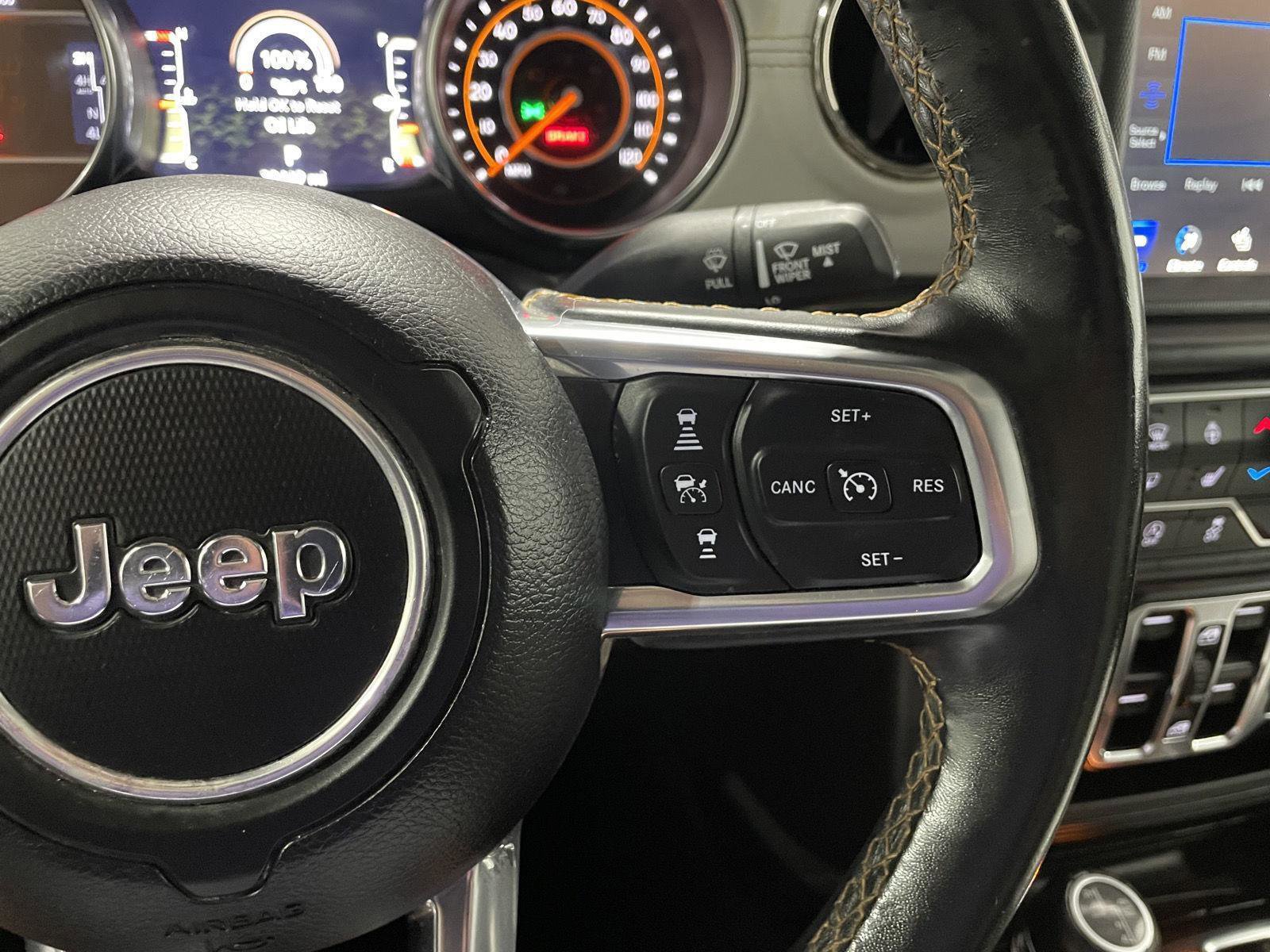 Used 2022 Jeep Gladiator Overland image 15