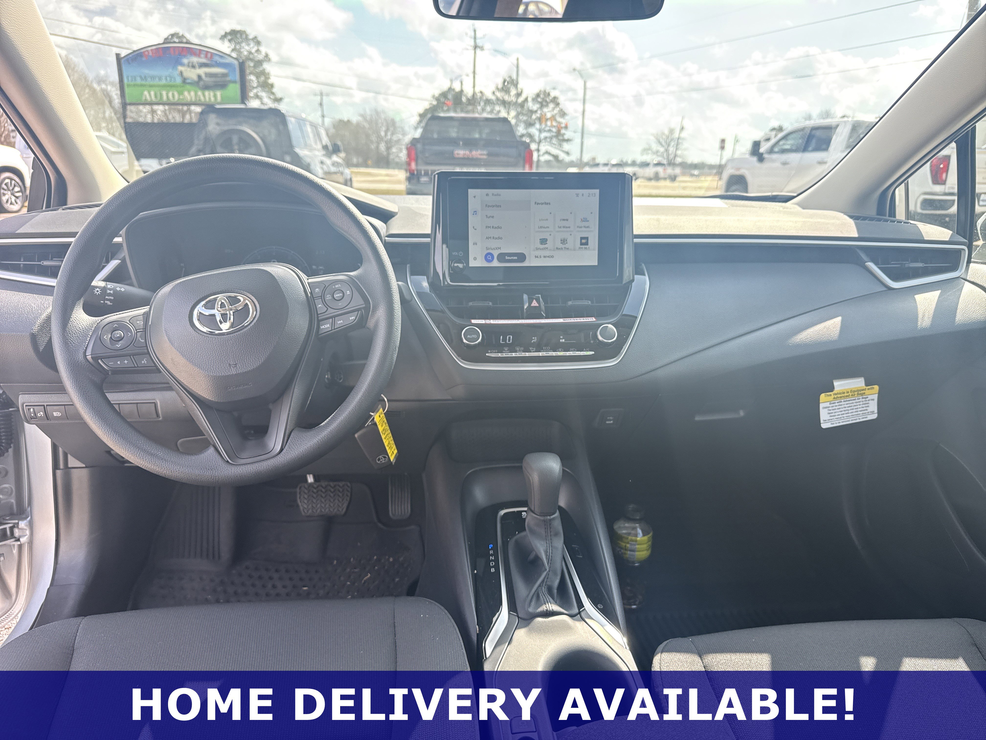 Used 2026 Toyota Corolla LE image 6