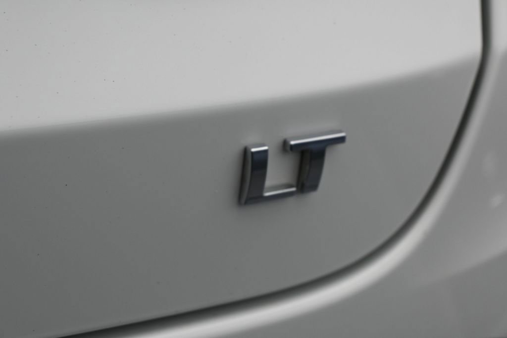 Used 2024 Chevrolet Trax LT FWD image 31