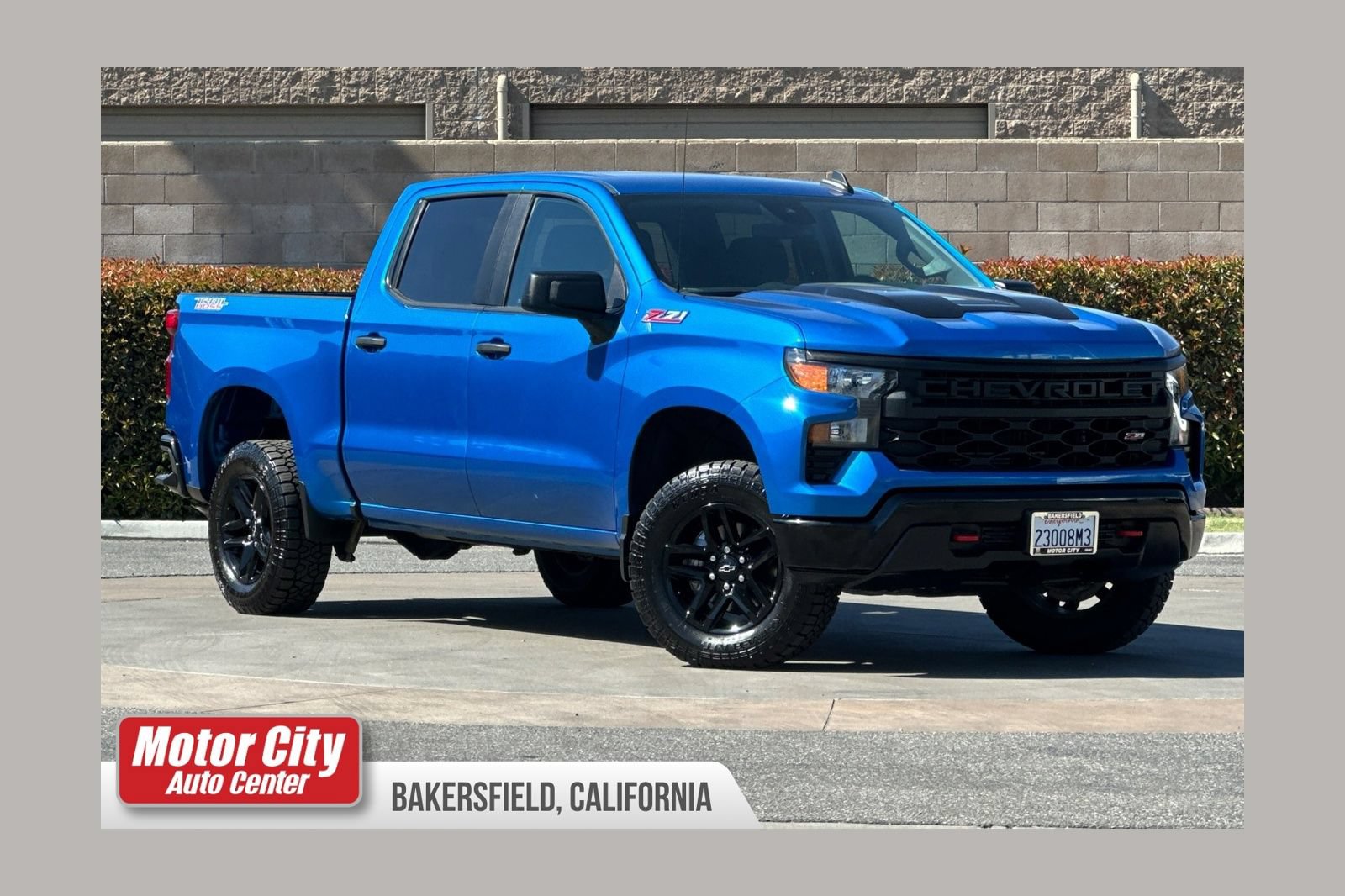 Certified 2022 Chevrolet Silverado 1500 Custom Trail Boss AWD/4WD image 1
