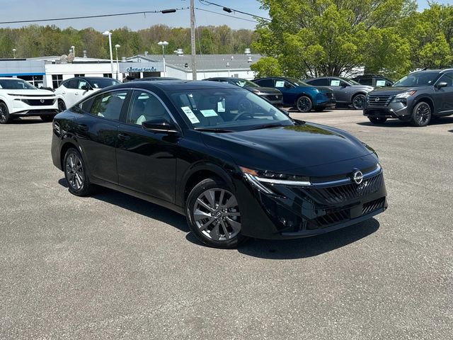 New 2026 Nissan Sentra SL w/ Floor Mat Package FWD image 2