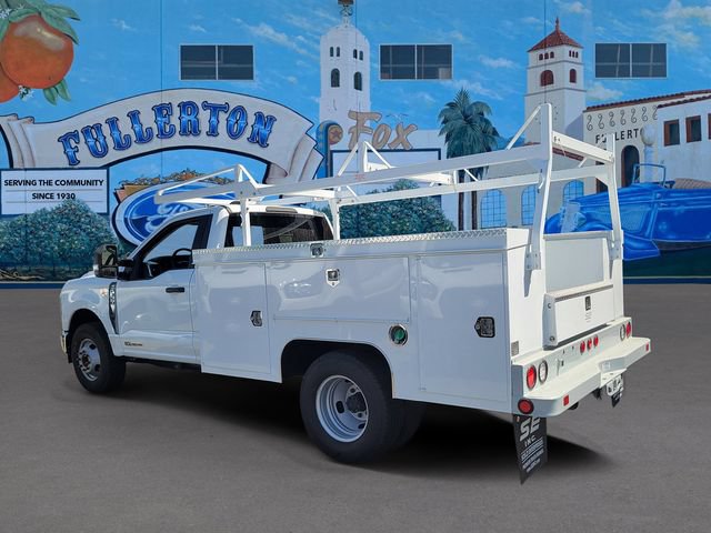New 2024 Ford F350 XLT RWD image 3
