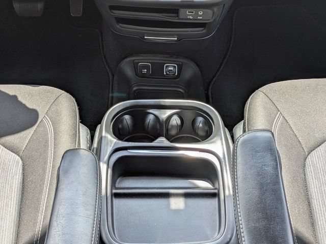 Used 2020 Chrysler Pacifica Touring w/ S Appearance Package FWD image 27