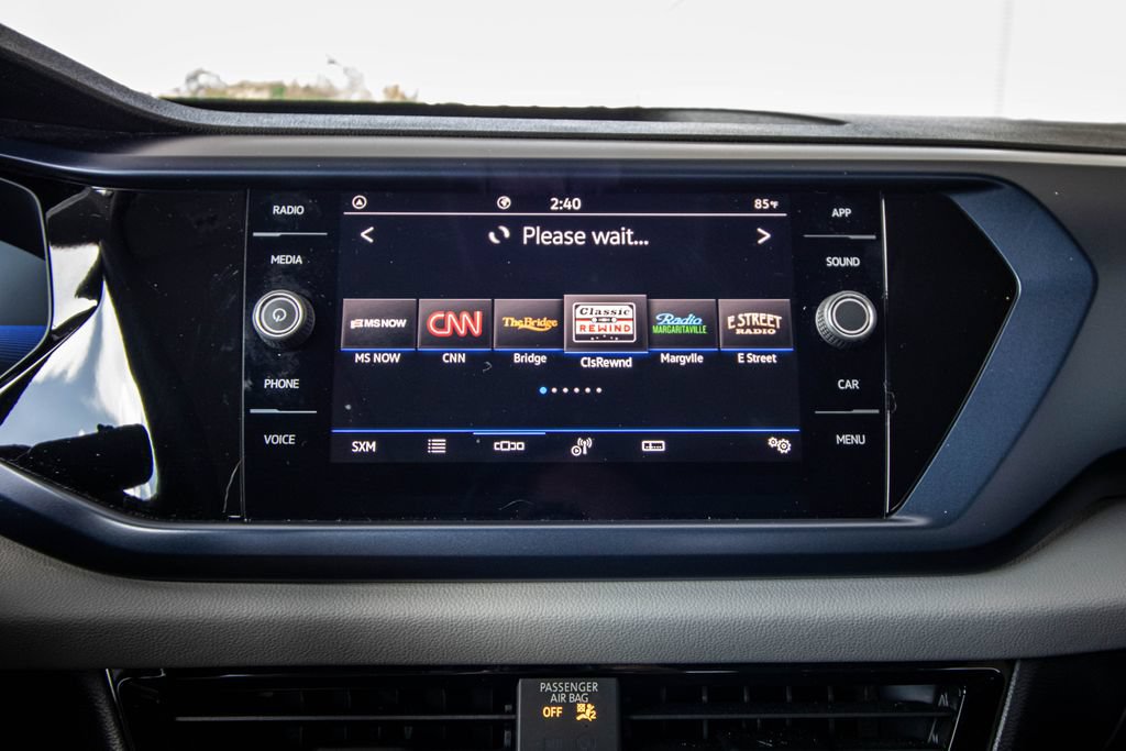 Certified 2023 Volkswagen Taos SE w/ Panoramic Sunroof Package FWD image 38