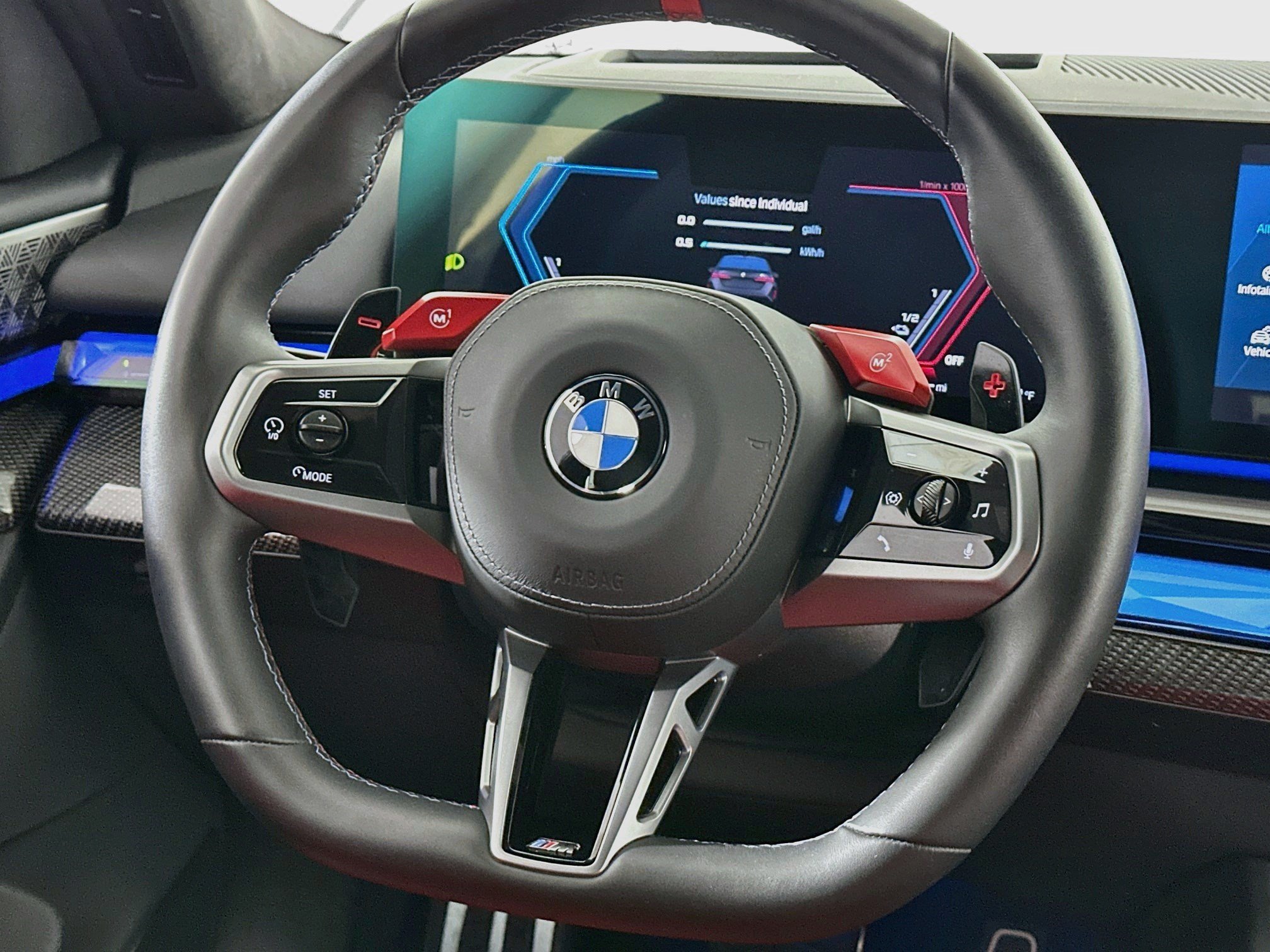 Used 2025 BMW M5 w/ Carbon Package AWD/4WD image 8