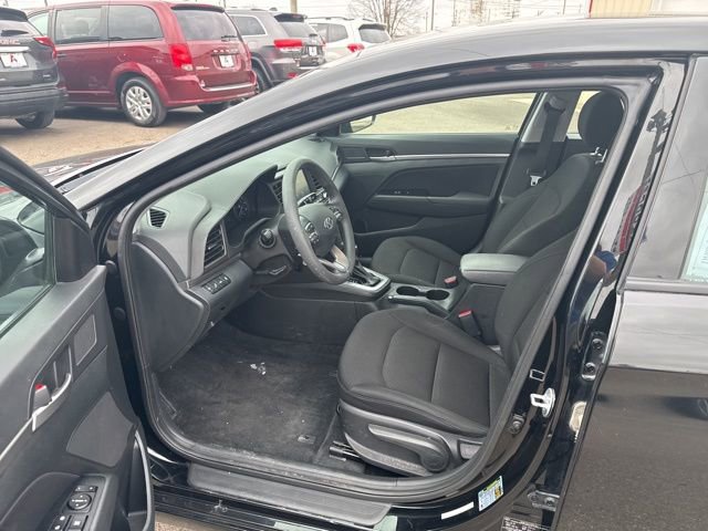 Used 2019 Hyundai Elantra SEL w/ Cargo Package image 9