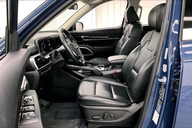 Used 2025 Kia Telluride S AWD/4WD image 23