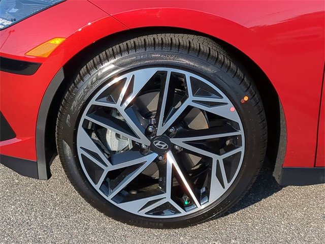 Certified 2023 Hyundai Ioniq 6 SEL w/ Cargo Package image 11