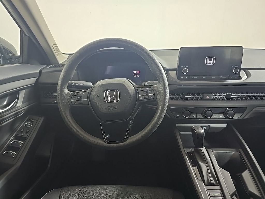 Used 2025 Honda Accord SE image 6