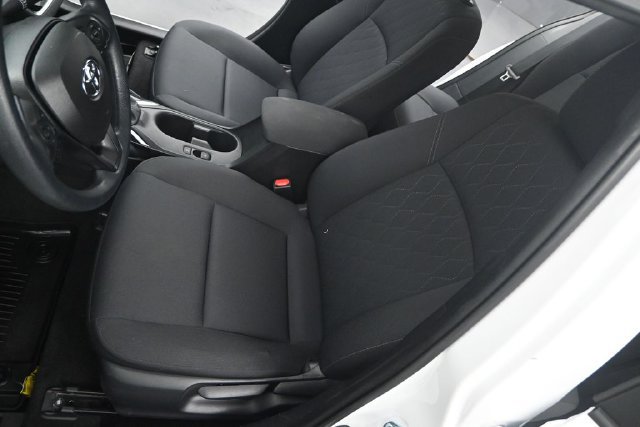 Used 2025 Toyota Corolla LE FWD image 11