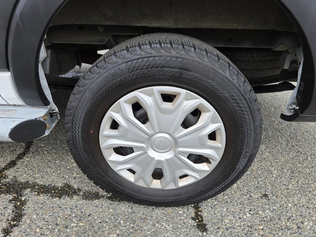 Used 2024 Ford Transit 250 Low Roof w/ Exterior Upgrade Package image 14