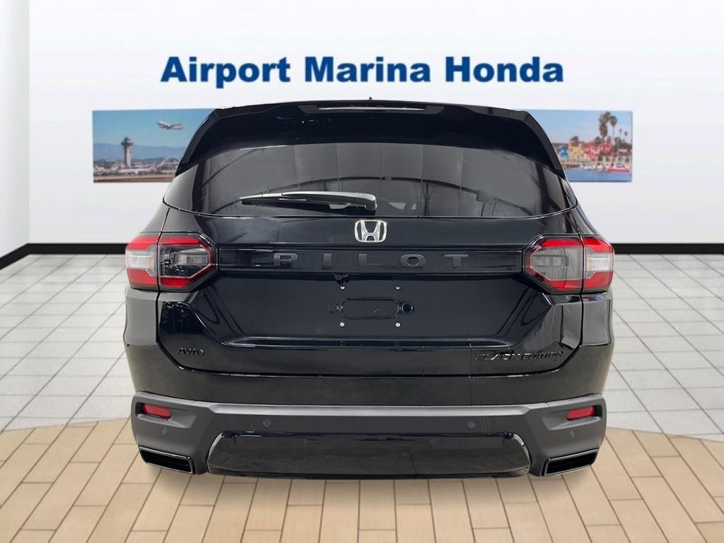 New 2026 Honda Pilot Black Edition image 4