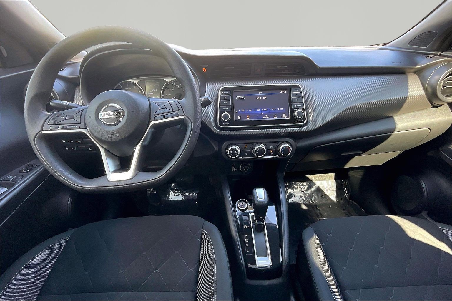 Used 2020 Nissan Kicks S FWD image 7