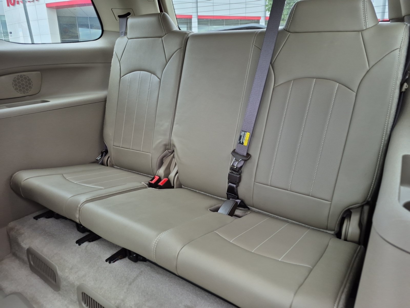 Used 2015 GMC Acadia Denali AWD/4WD image 22