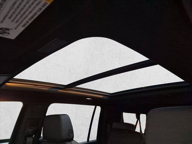 New 2026 Chevrolet Suburban Z71 w/ Comfort Package AWD/4WD image 16