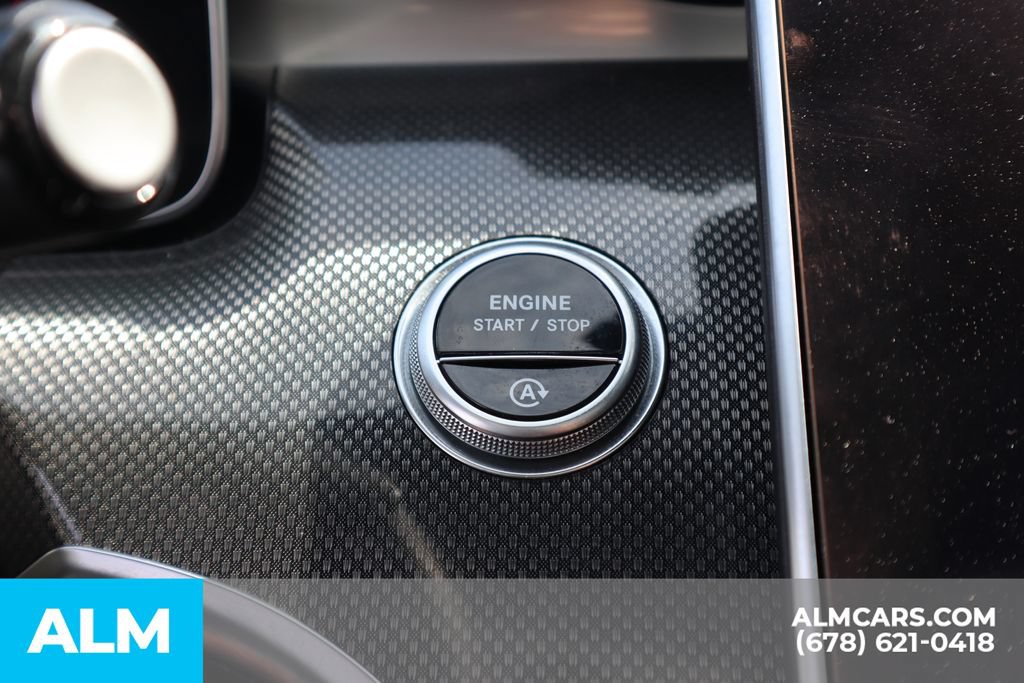 Used 2025 Mercedes-Benz C 300 4MATIC Sedan w/ AMG Line w/ Night Package image 29