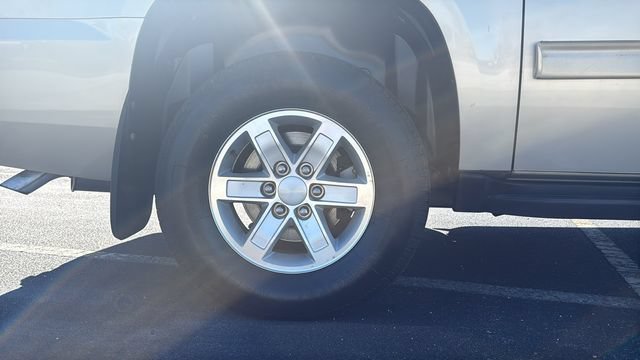 Used 2012 GMC Yukon XL SLT RWD image 9