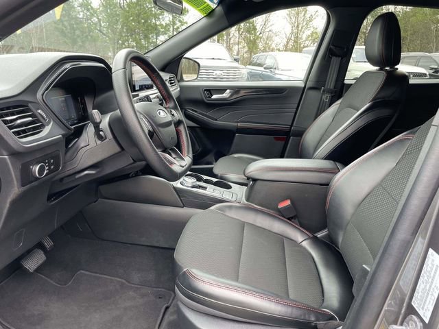 Used 2025 Ford Escape ST-Line FWD image 14