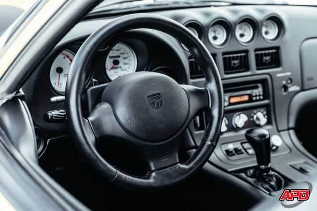 Used 2001 Dodge Viper GTS RWD image 7