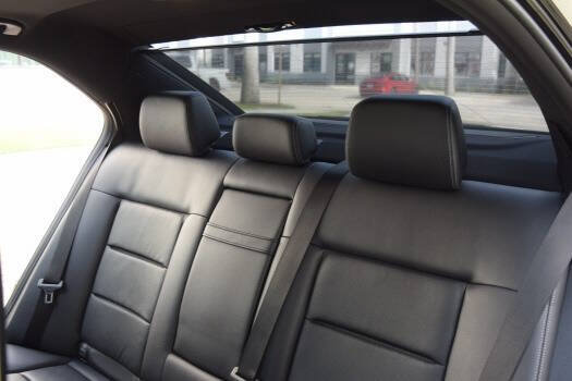Used 2014 Mercedes-Benz E 250 BlueTEC Sedan image 42