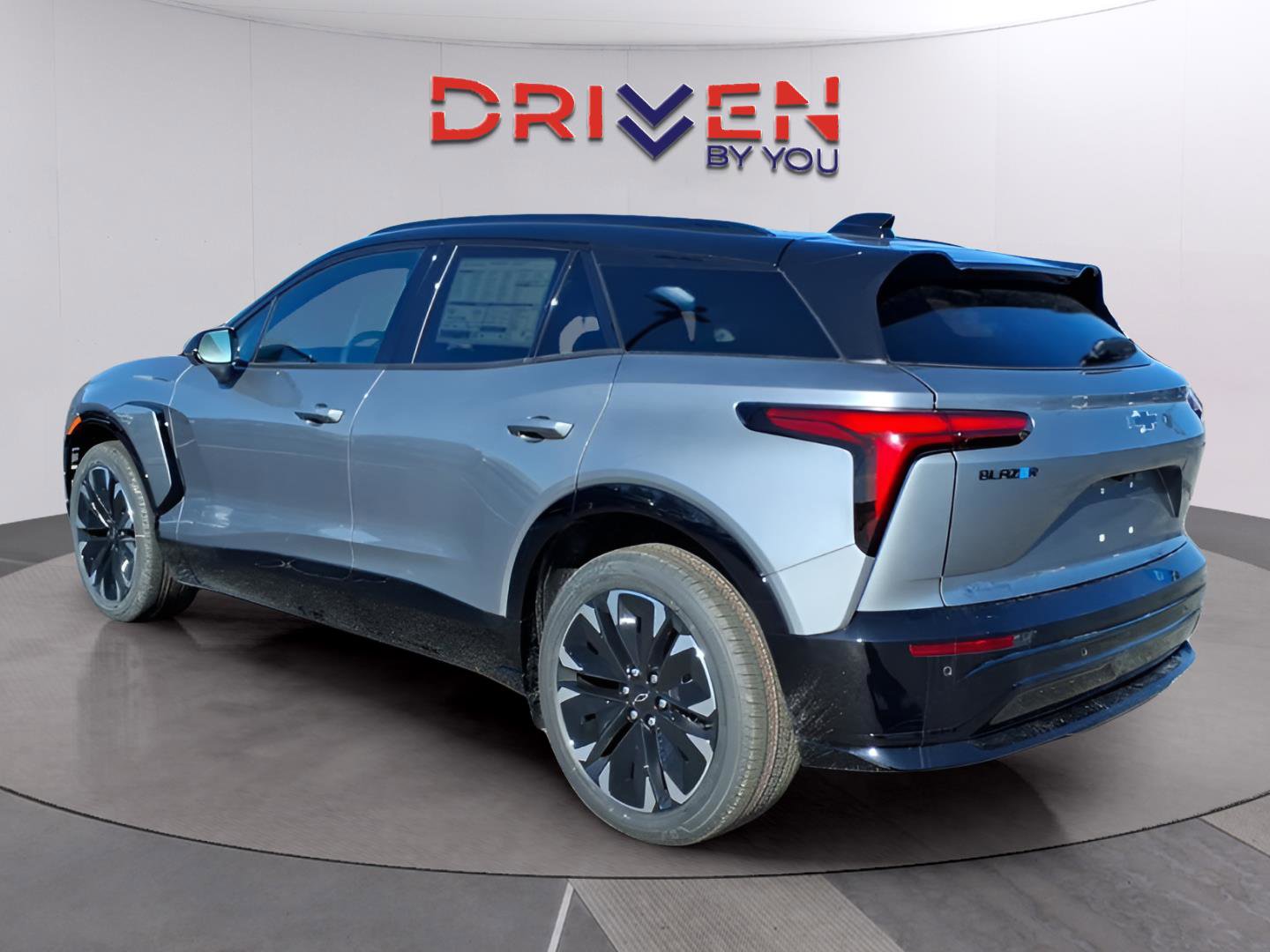 New 2026 Chevrolet Blazer EV RS image 3