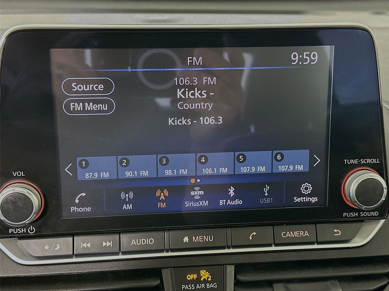 Used 2024 Nissan Altima 2.5 SV image 7