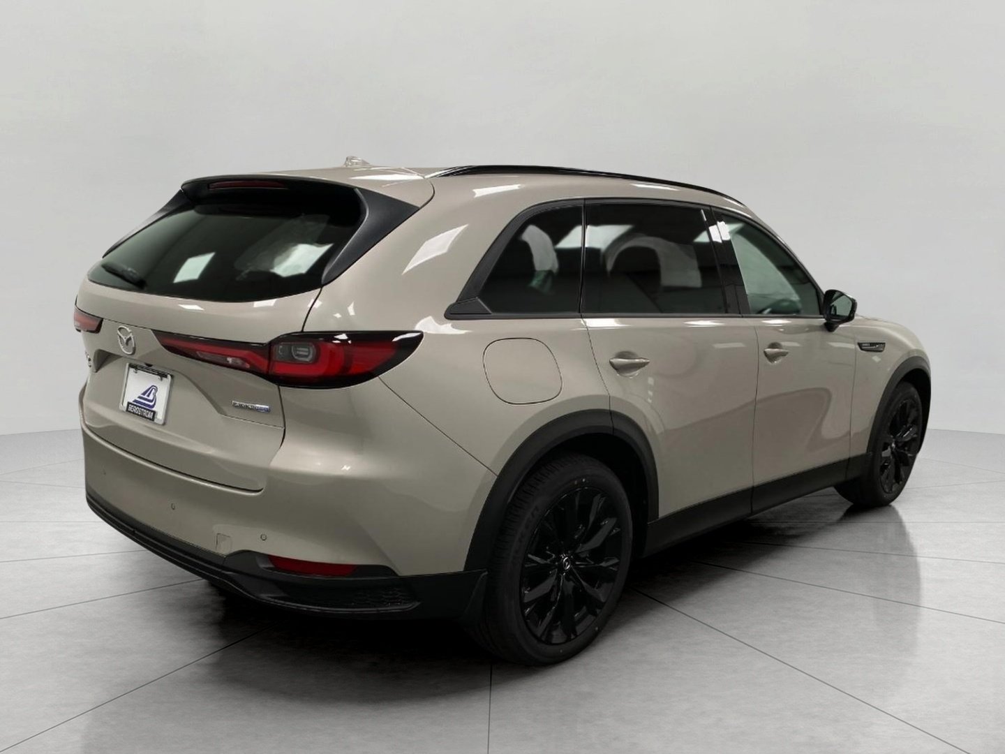 New 2025 MAZDA CX-90 Plug-In Hybrid w/Premium Sport AWD/4WD image 36