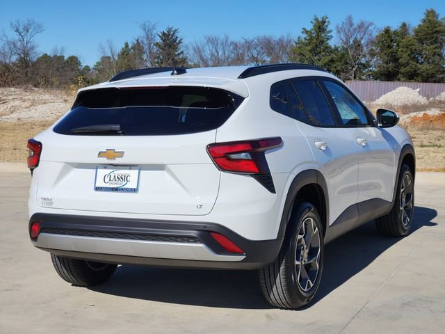 New 2026 Chevrolet Trax LT w/ Driver Confidence Package FWD image 5
