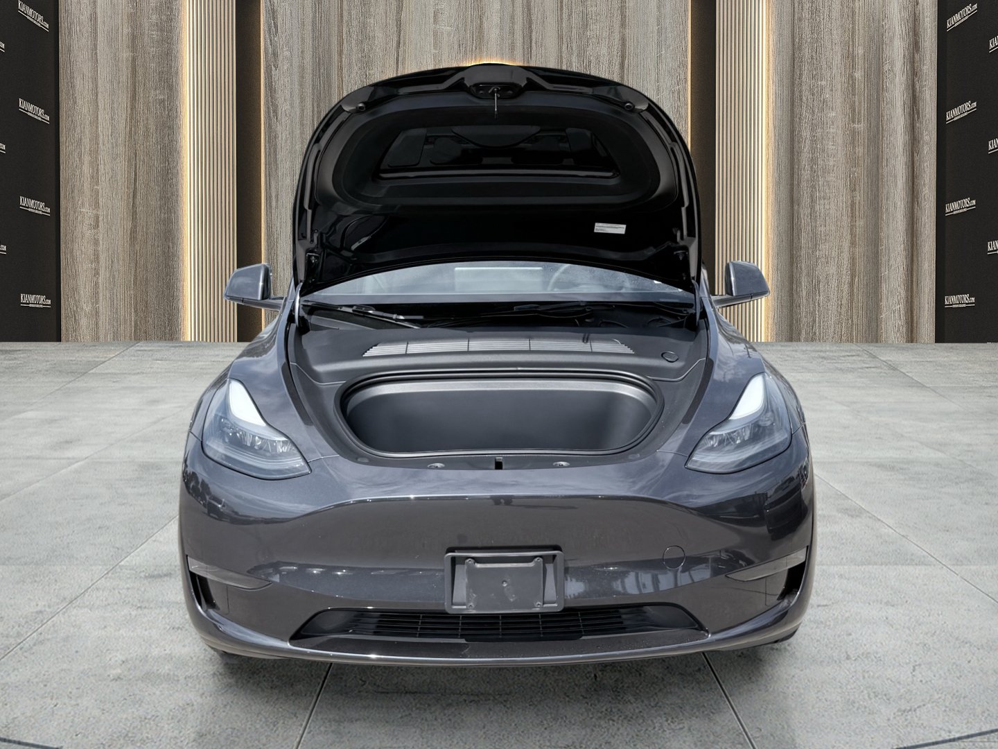 Used 2024 Tesla Model Y Long Range RWD image 10