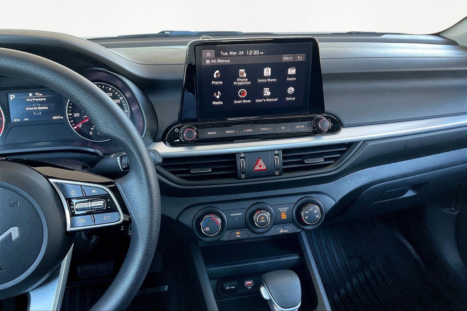 Used 2024 Kia Forte LX image 10