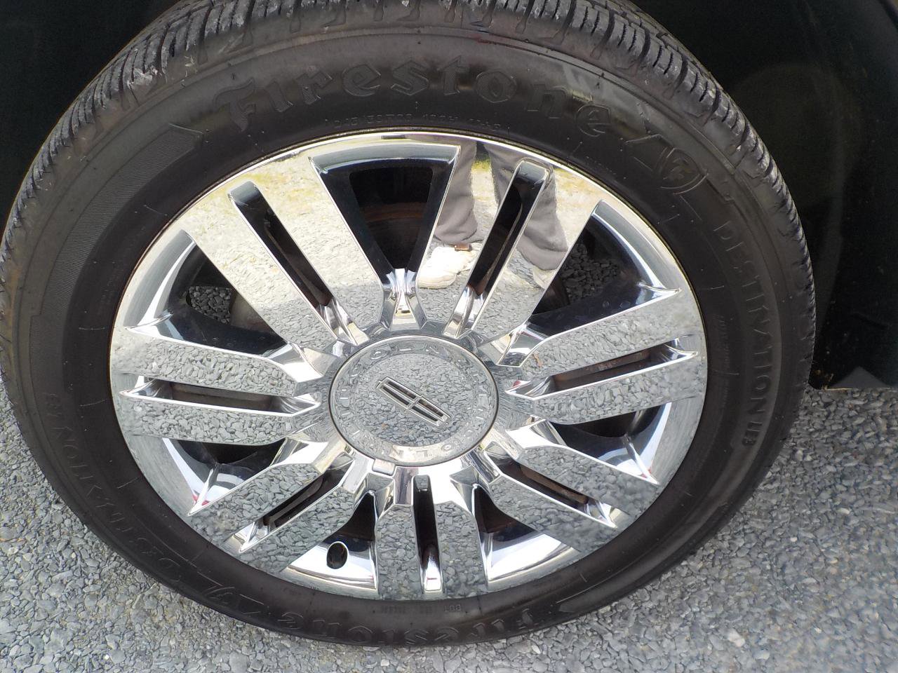 Used 2010 Lincoln MKX AWD image 42