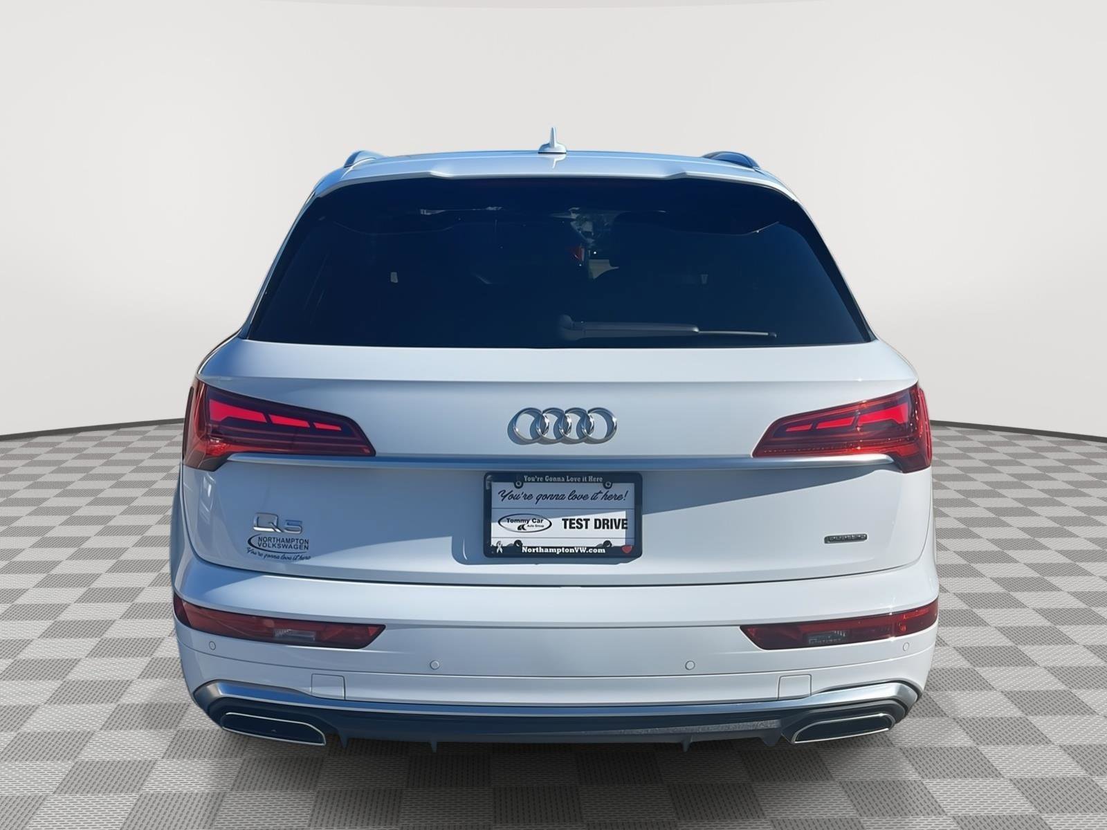 Used 2023 Audi Q5 2.0T Premium w/ Convenience Package AWD/4WD image 6