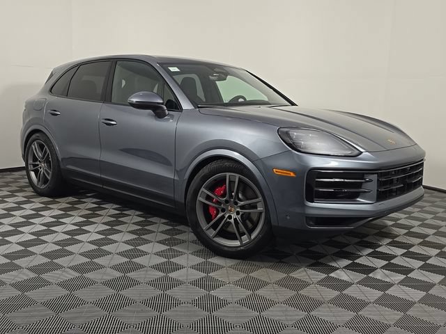New 2026 Porsche Cayenne S AWD/4WD image 9
