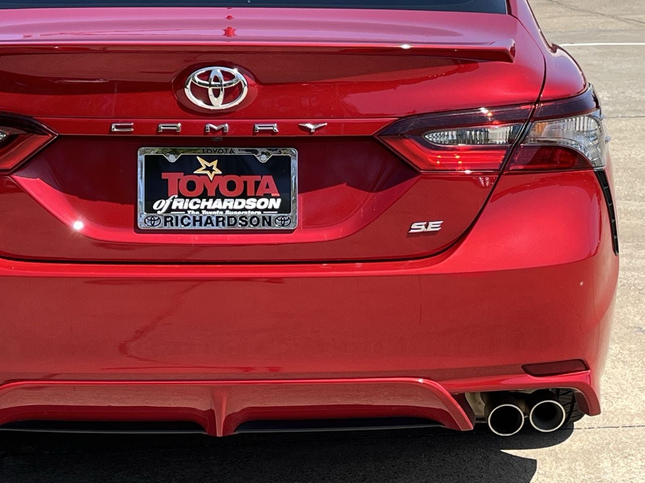 Used 2024 Toyota Camry SE FWD image 6