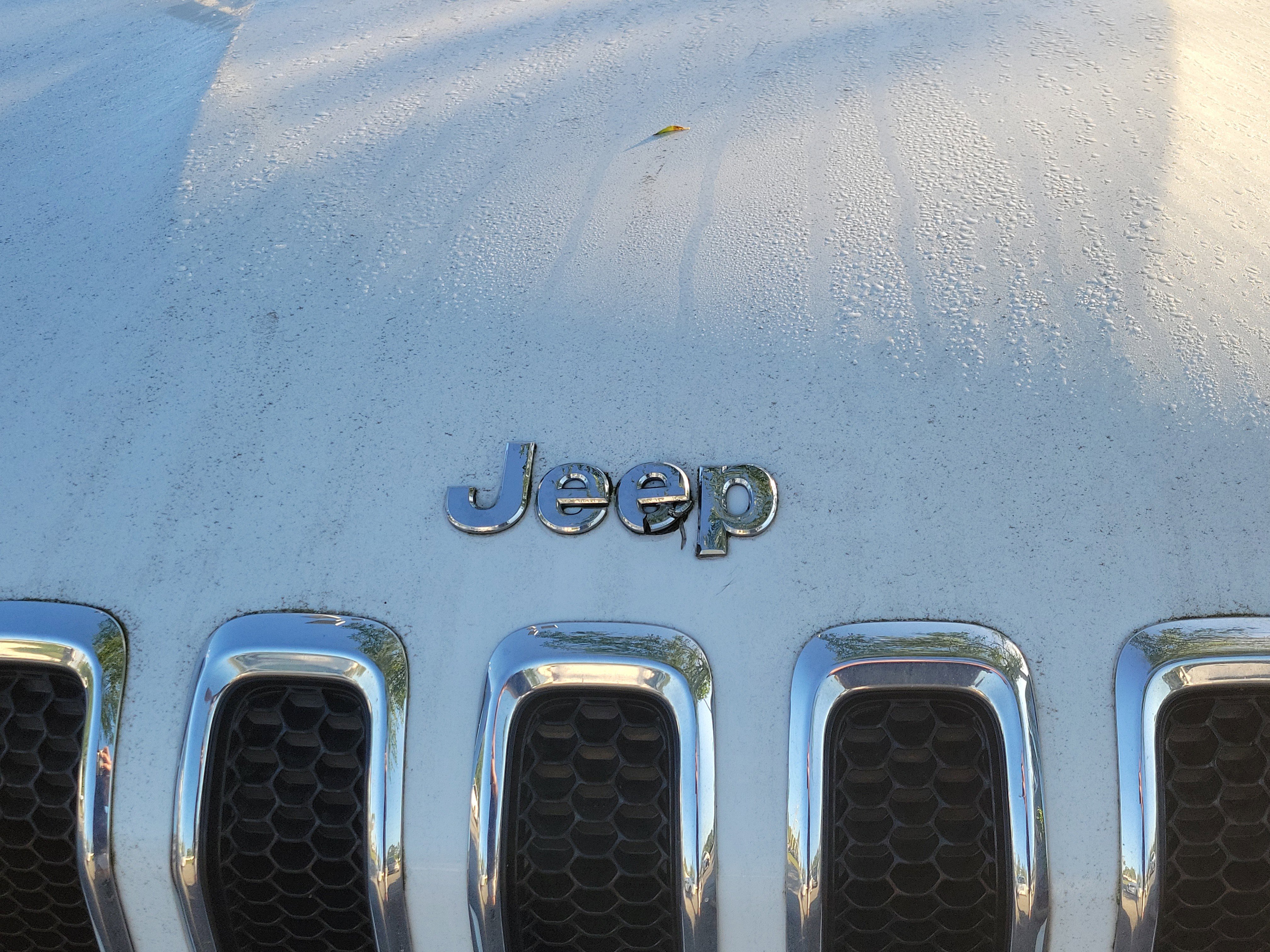 Used 2017 Jeep Cherokee Limited image 5