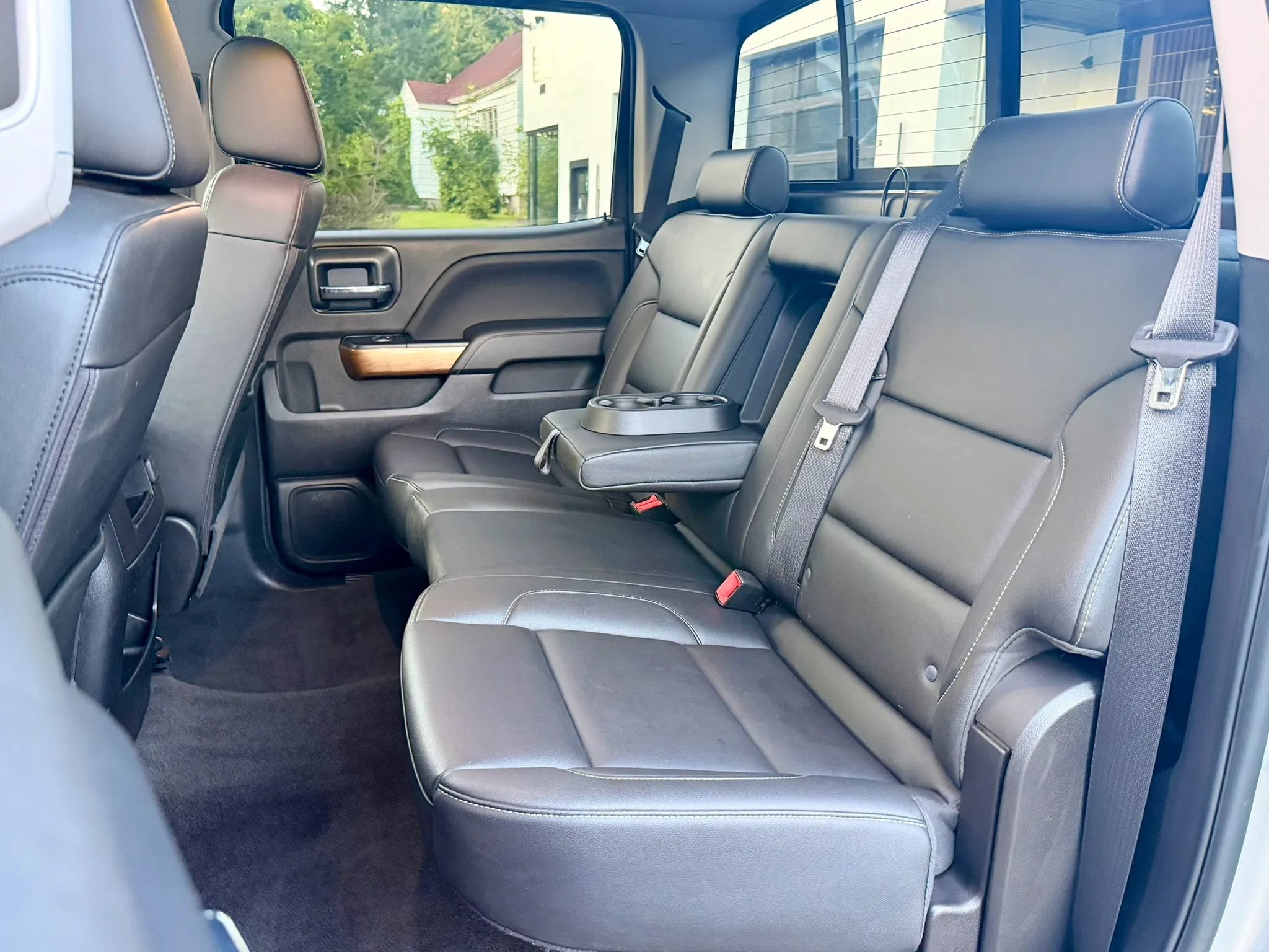 Used 2018 Chevrolet Silverado 1500 LTZ w/ Sport Package AWD/4WD image 28