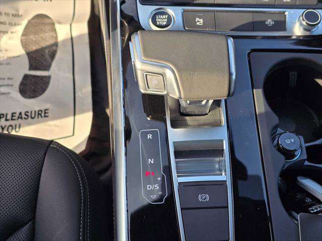 Used 2025 Audi Q7 3.0T Premium Plus AWD/4WD image 34