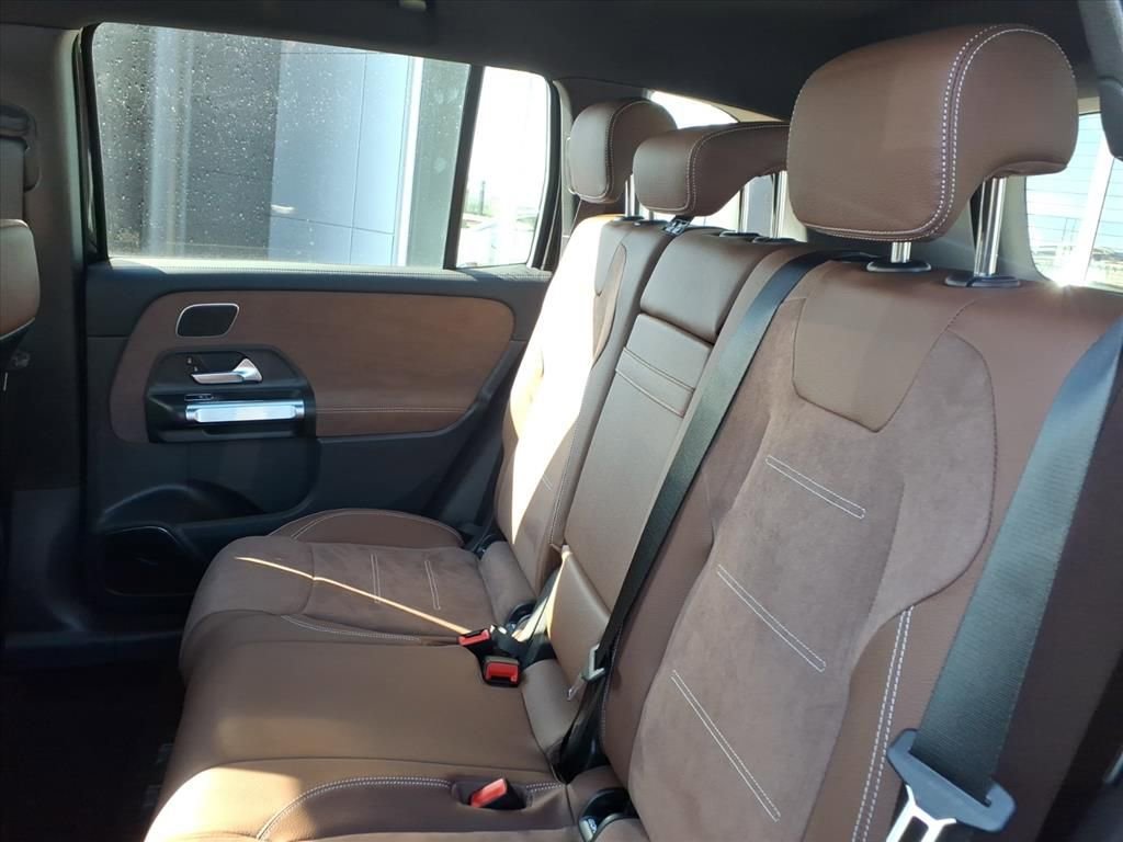 New 2026 Mercedes-Benz GLB 35 AMG 4MATIC image 26